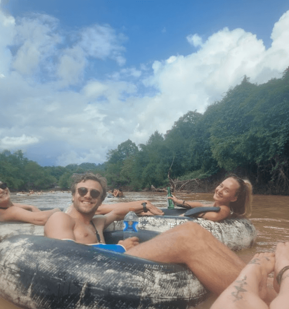 Vang Vieng Tipsy Tubing! — photo 8