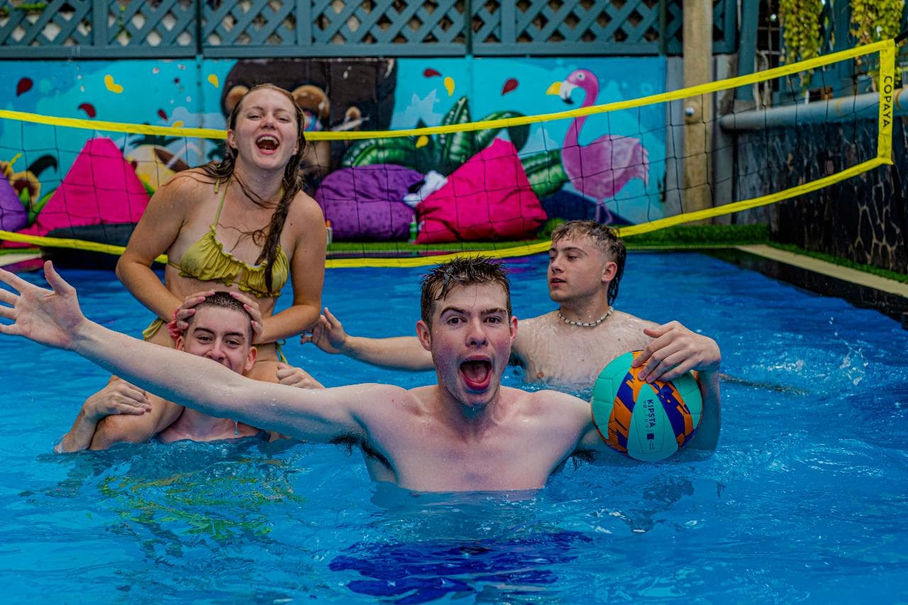 Pool Party & BBQ — photo 4
