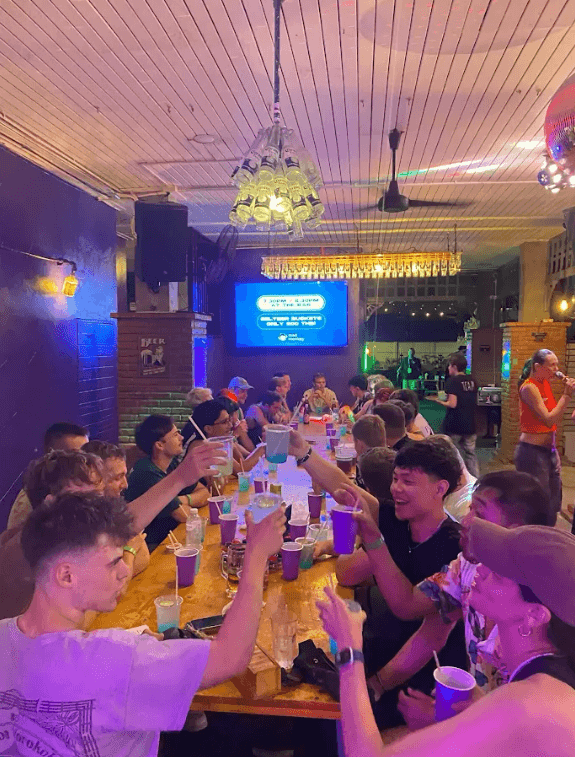 THE MEET UP @ MAD MONKEY BANGKOK — photo 3